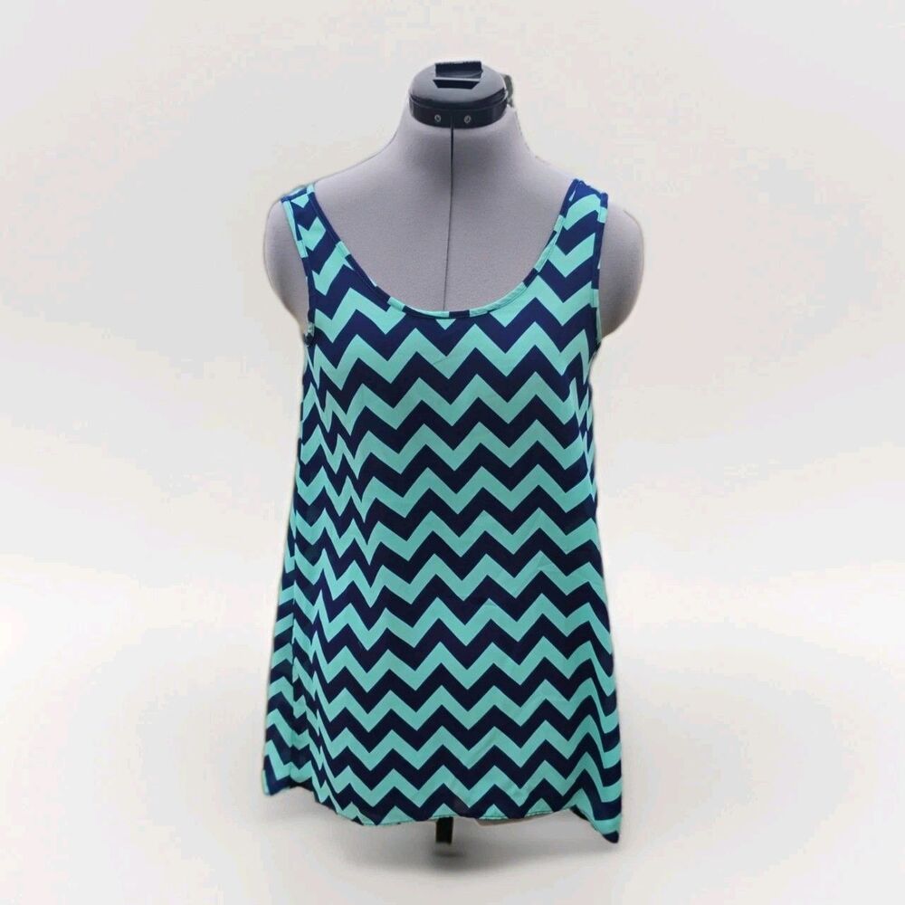 Pink Republic | Turquoise Navy Chevron Flowy Long Tank Size Small